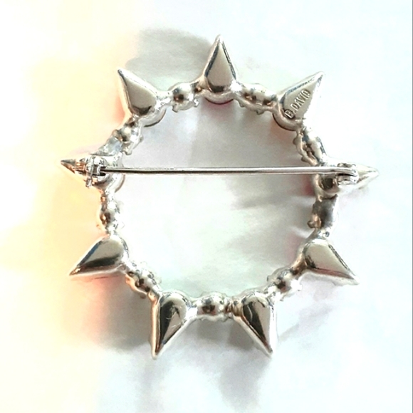 Beautiful B. David Wreath Pin Brooch - Picture 2 of 2